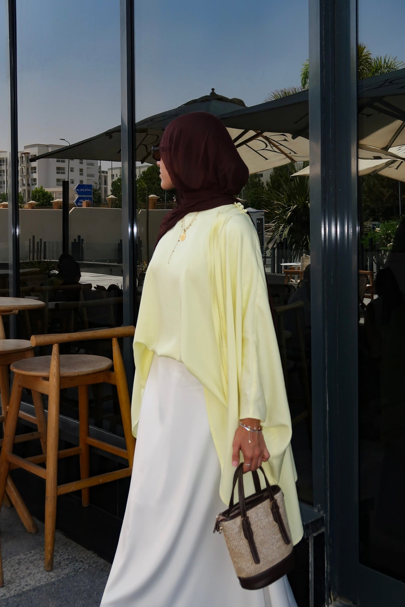 The Chinese Cape in Yellow