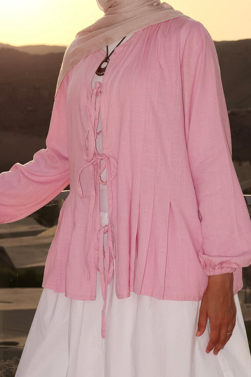 The Linen Bow Top in Pink