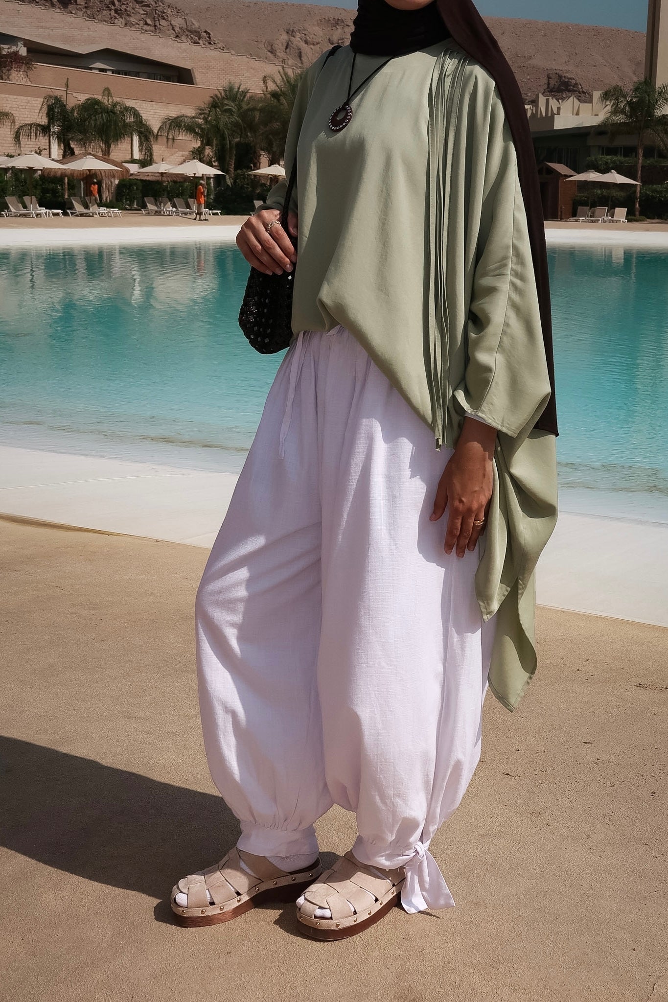 The Pure Linen Ballon Pants