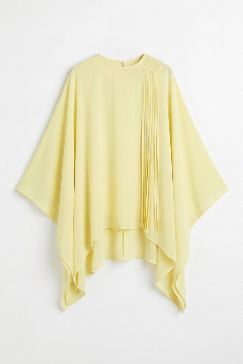 The Chinese Cape in Yellow