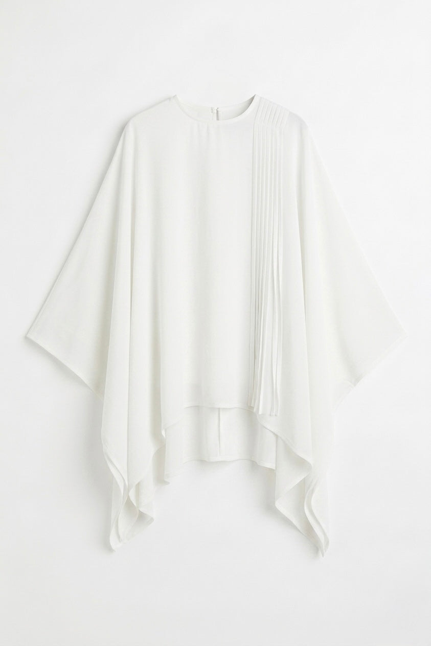 The Chinese Cape in White